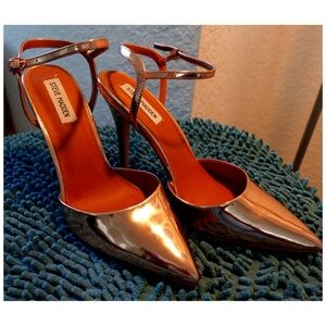 Steve Madden Light Copper Mirror Pumps
